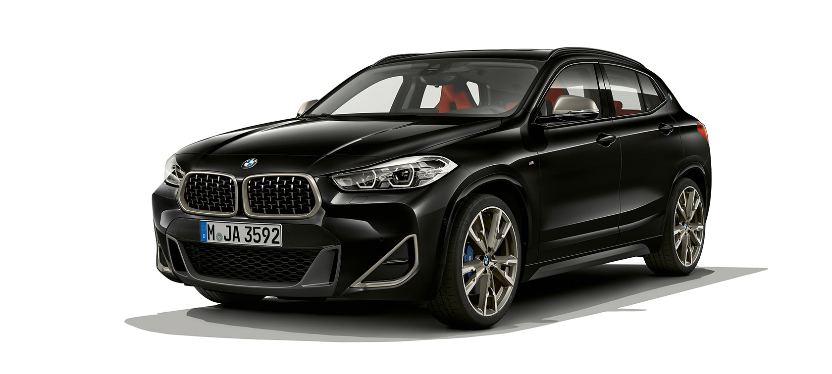 Μπροστινή λήψη τριών τετάρτων, BMW X2 M35i F39 Μπροστινή λήψη τριών τετάρτων, BMW X2 M35i 2018 F39, μαύρο Sapphire μεταλλικό