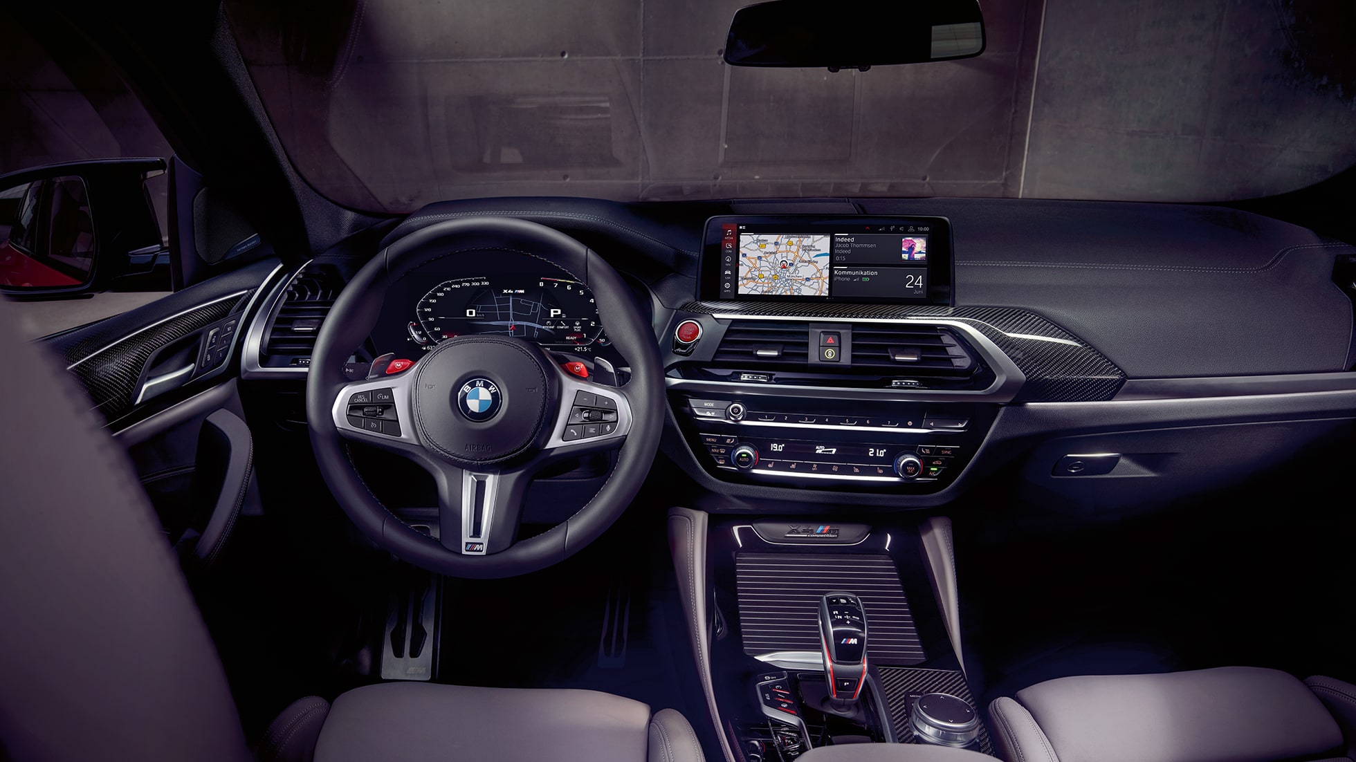 BMW X4 M Competition, ιδιαίτερο κόκπιτ. BMW X4 M Competition, εσωτερικό, ιδιαίτερο κόκπιτ με σπορ καθίσματα M και δερμάτινο τιμόνι M.