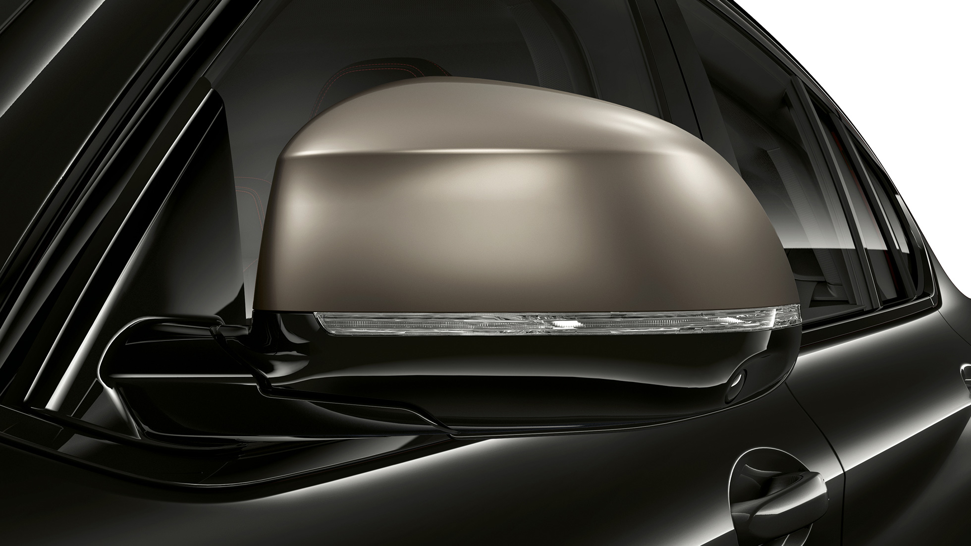 BMW X4 M40i και BMW X4 M40d, καλύμματα εξωτερικών καθρεπτών. BMW X4 M40i και BMW X4 M40d σε μαύρο Sapphire μεταλλικό, εξωτερικό, γαλβανισμένα καλύμματα εξωτερικών καθρεπτών σε γκρι Cerium.