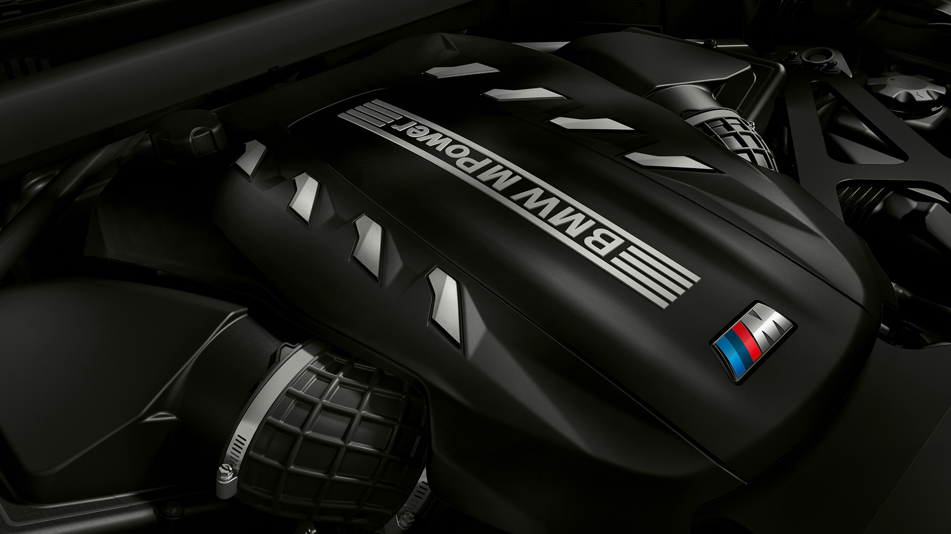 Οκτακύλινδρος κινητήρας βενζίνης M TwinPower Turbo υψηλών επιδόσεων BMW X5 M Competition Οκτακύλινδρος κινητήρας βενζίνης M TwinPower Turbo υψηλών επιδόσεων BMW X5 M Competition F95 2020 κοντινό πλάνο
