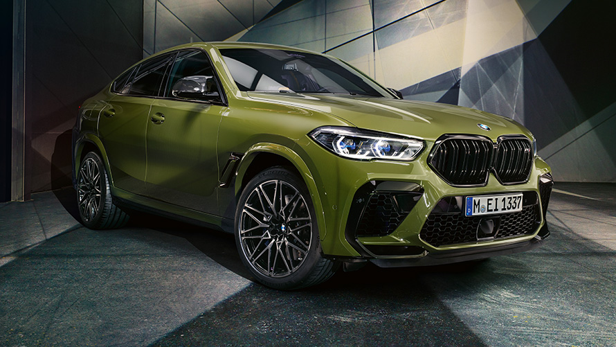 BMW Financial Services για την BMW X6 M Competition, F96, 2020 BMW Financial Services για την BMW X6 M Competition, F96, 2020, SUV, μπροστινή λήψη τριών τετάρτων, σταθμευμένη