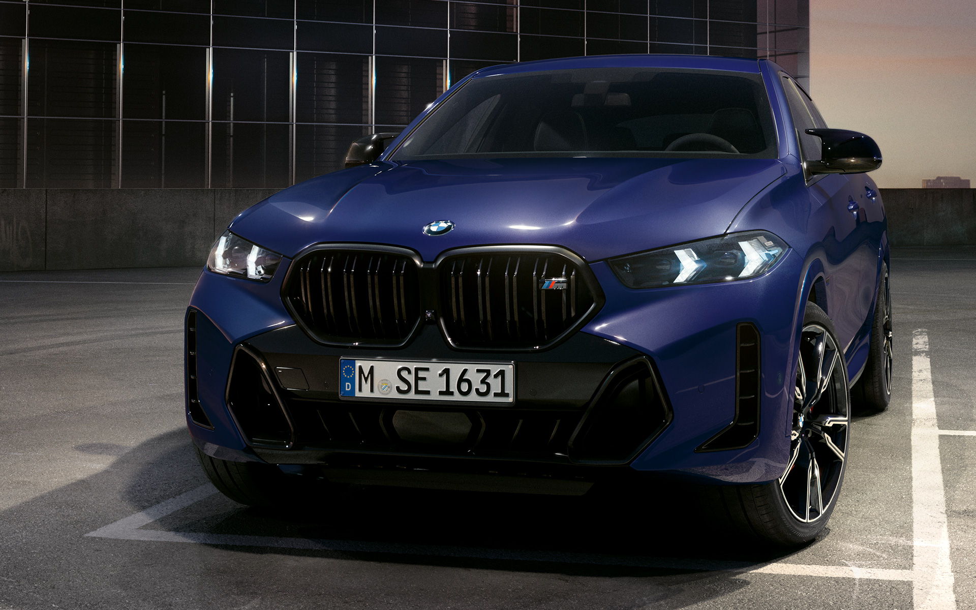 BMW X6 M60i xDrive, G06, MP, προβολείς, κοντινή λήψη