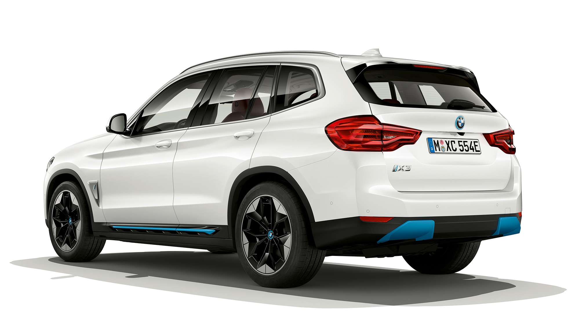 BMW iX3, G08, Έκδοση "Impressive", πίσω λήψη τριών τετάρτων BMW iX3, G08 2020, Έκδοση "Impressive", λευκό Mineral μεταλλικό, πίσω λήψη τριών τετάρτων