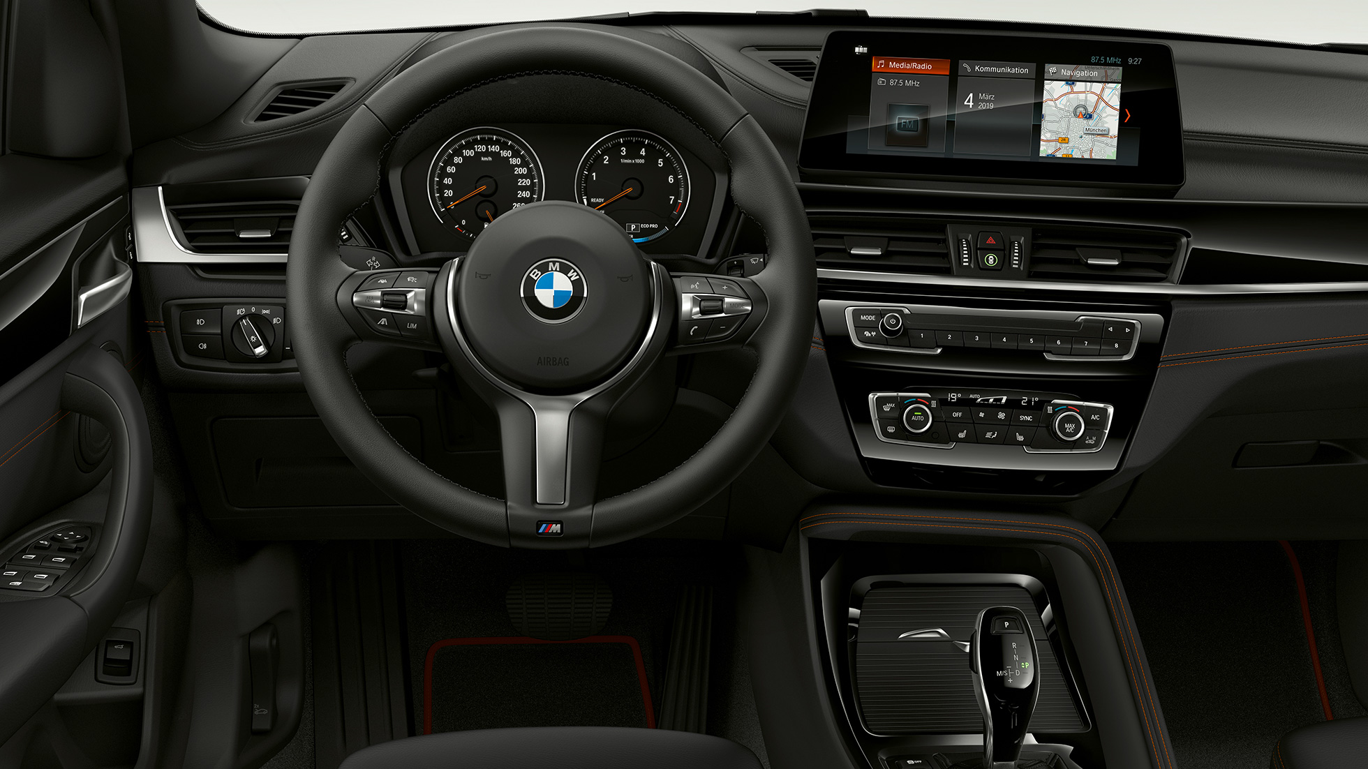 BMW X1, Έκδοση Sport Line, εσωτερικό BMW X1, Έκδοση Sport Line, εσωτερικό με εστίαση στο κόκπιτ