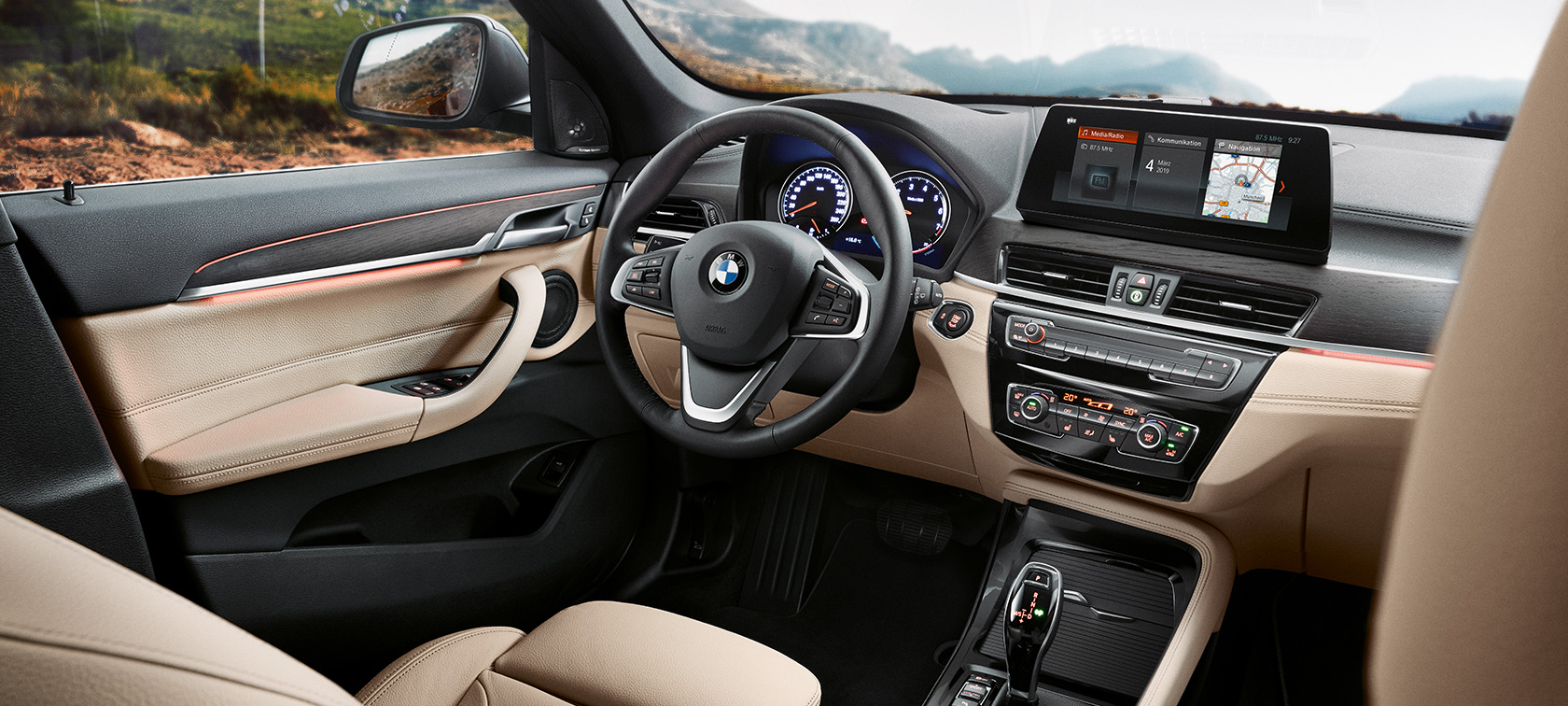 BMW X1, κόκπιτ BMW X1, εσωτερικό με εστίαση στο κόκπιτ