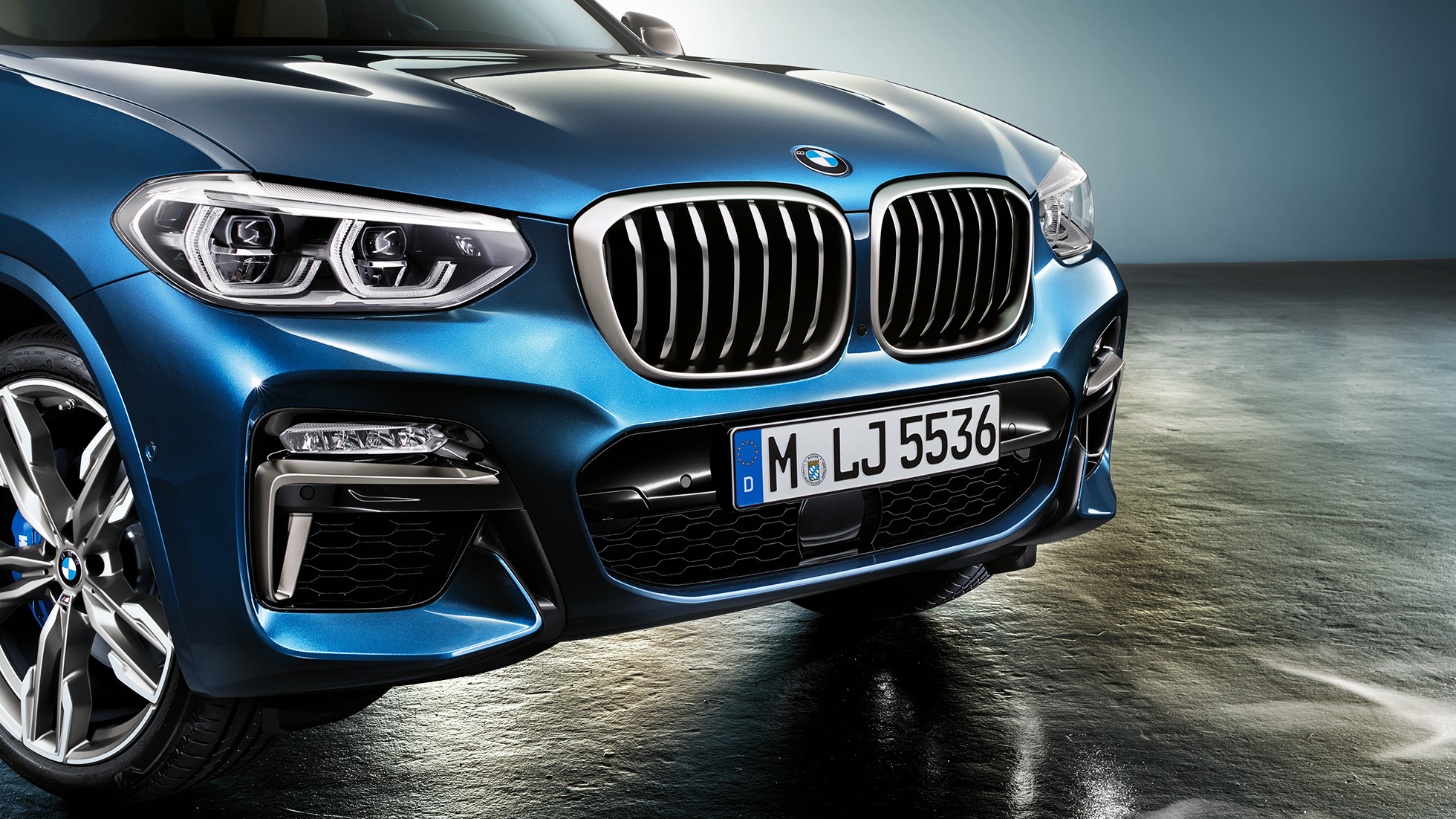 BMW X3 M40i, μπροστινός προφυλακτήρας και μάσκα "νεφρών" BMW X3 M40i, μπροστινός προφυλακτήρας και μάσκα "νεφρών"