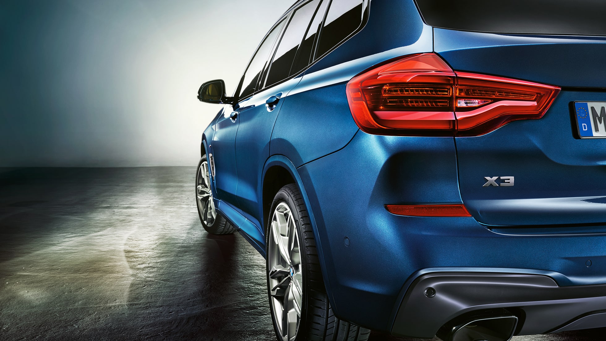 BMW X3 M40i, πίσω λήψη με πίσω φώτα LED BMW X3 M40i, πίσω λήψη με πίσω φώτα LED