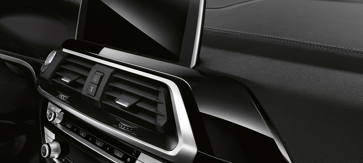 BMW X3, διακοσμητικές επενδύσεις εσωτερικού BMW Individual σε μαύρη λάκα Piano BMW X3, διακοσμητικές επενδύσεις εσωτερικού BMW Individual σε μαύρη λάκα Piano