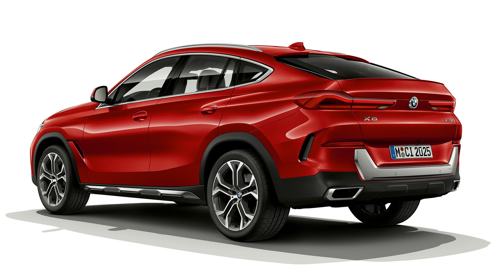 BMW X6 με xLine, πίσω τμήμα. BMW X6 με xLine, πίσω λήψη τριών τετάρτων.