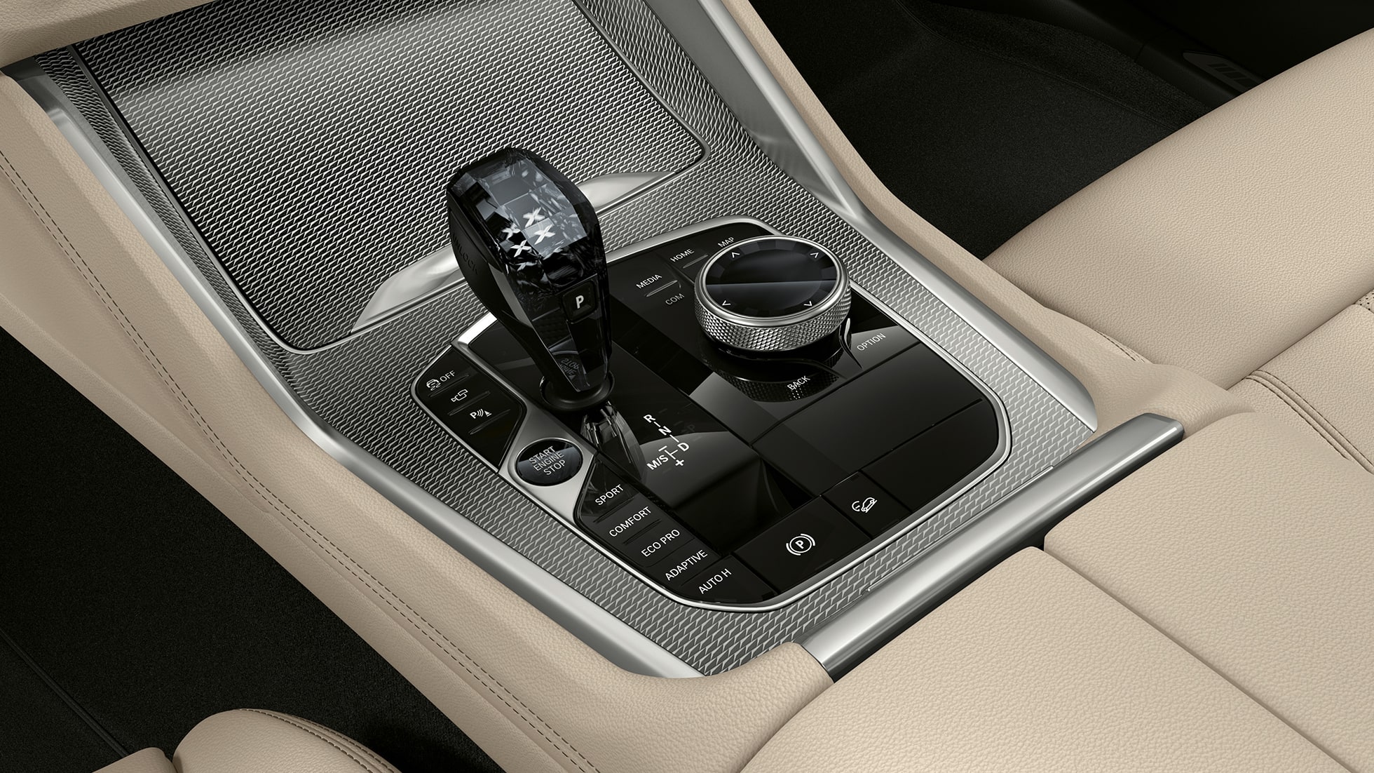 BMW X6 με Μ Σπορ Πακέτο, κεντρική κονσόλα. Εσωτερικό της BMW X6 με Μ Σπορ Πακέτο, εστίαση στην κεντρική κονσόλα.
