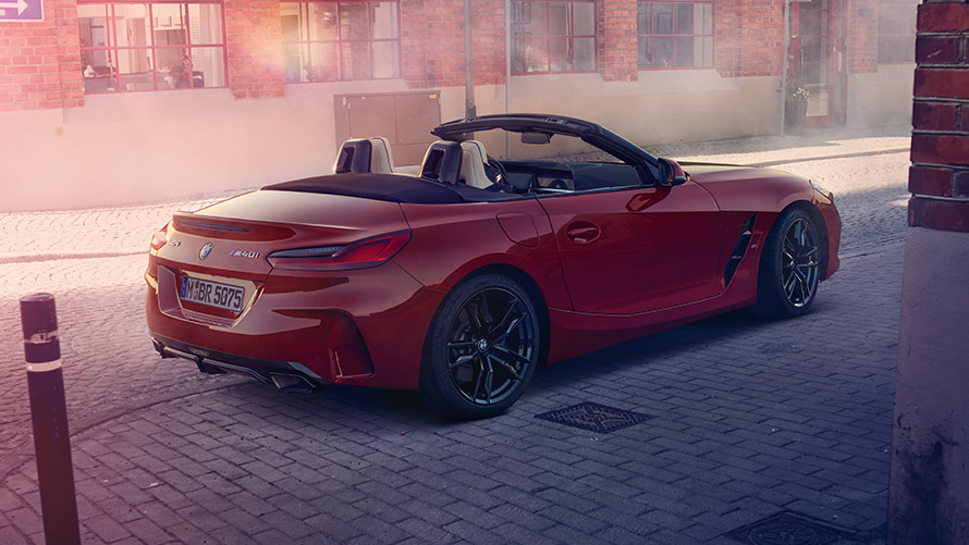 BMW Z4 Roadster (G29), πλαϊνή λήψη σε δρόμο BMW Z4 Roadster (G29), πλαϊνή λήψη σε δρόμο