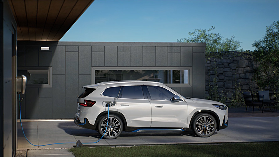 BMW Ηλεκτρικά αυτοκίνητα BMW U11 οικιακή φόρτιση video BMW Ηλεκτρικά αυτοκίνητα BMW U11 οικιακή φόρτιση video