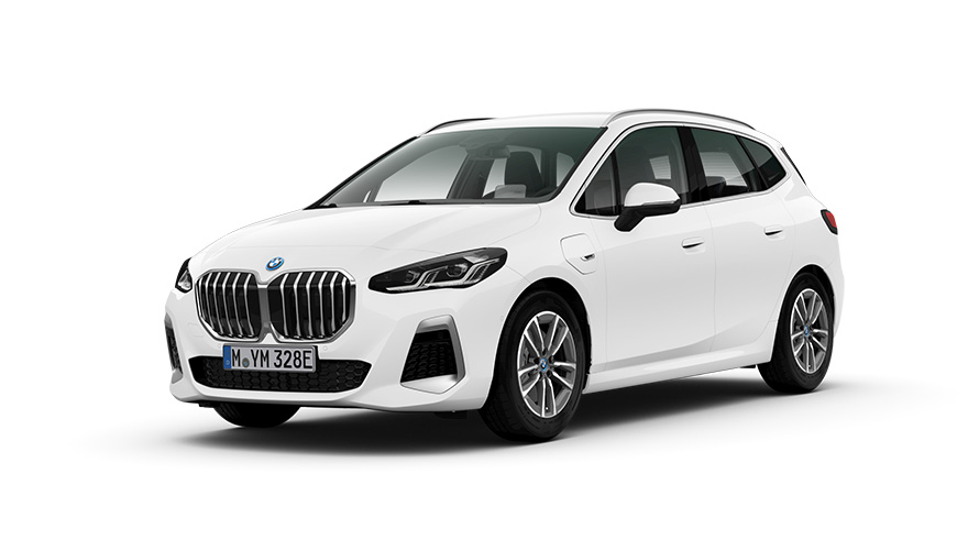 BMW 230e xDrive U06, PHEV, μπροστινή λήψη 3/4, σταθμευμένη