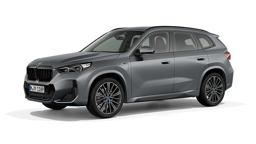 BMW X1 U11, PHEV, μπροστινή λήψη 3/4, σταθμευμένη