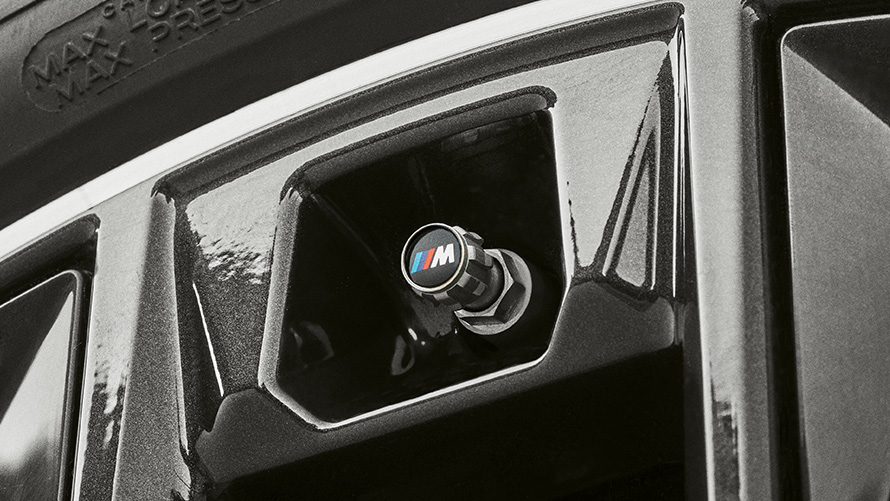 BMW καπάκια βαλβίδων με Μ λογότυπο. BMW Αξεσουάρ για το φθινόπωρο και τον χειμώνα, BMW καπάκια βαλβίδων με Μ λογότυπο