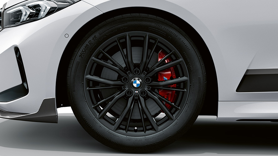 M Performance ζάντες ελαφρού κράματος 18" με 796 M, BMW M Performance Εξαρτήματα M Performance ζάντες ελαφρού κράματος 18" με 796 M, BMW M Performance Εξαρτήματα, κοντινή λήψη