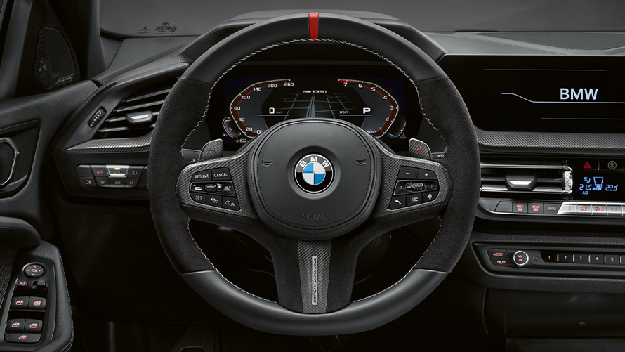 BMW M Performance τιμόνι BMW M Performance τιμόνι με κάλυμμα, ανθρακονήματα/Alcantara, προϊόντα καλοκαιρινών προσφορών BMW