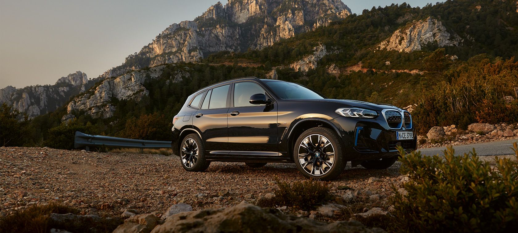 BMW iX3 BMW iX3
